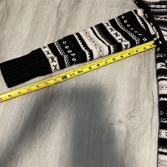 Alice + Olivia Wool Fair Isle Tan & Cream Knit Open Front Cardigan - Picture 8 of 8